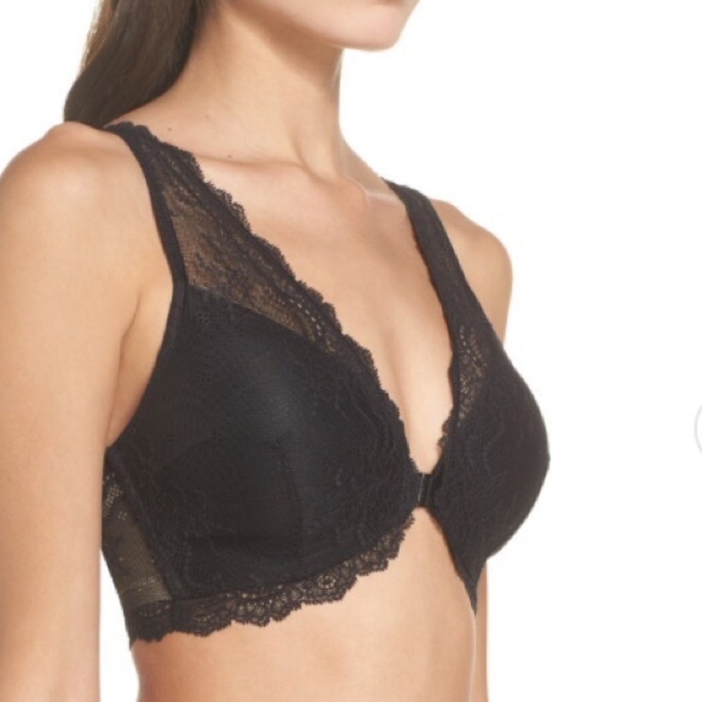 Spanx Undie-tectable Four Play Lace Bralette size XL